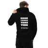 Good Things Take Time-Hoodie in der Farbe Schwarz/Black, Rückansicht am männlichen Model – Streetwear für Läufer