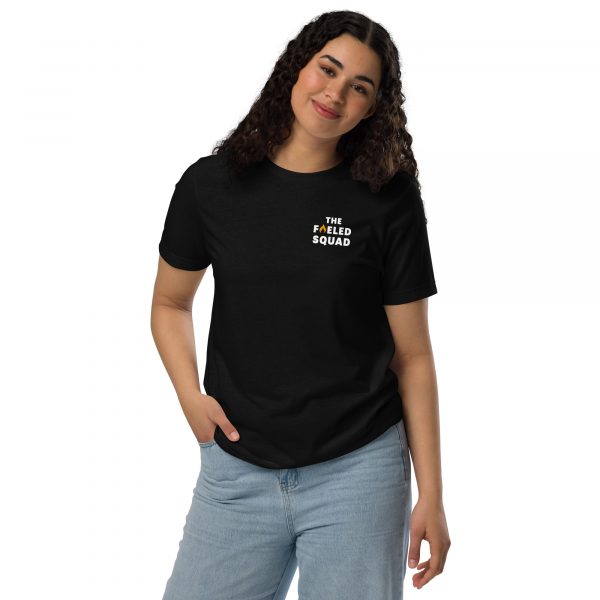 Good Things Take Time-T-Shirt in der Farbe Schwarz, Frontansicht, Unisex, am weiblichen Model – Streetwear für Läufer